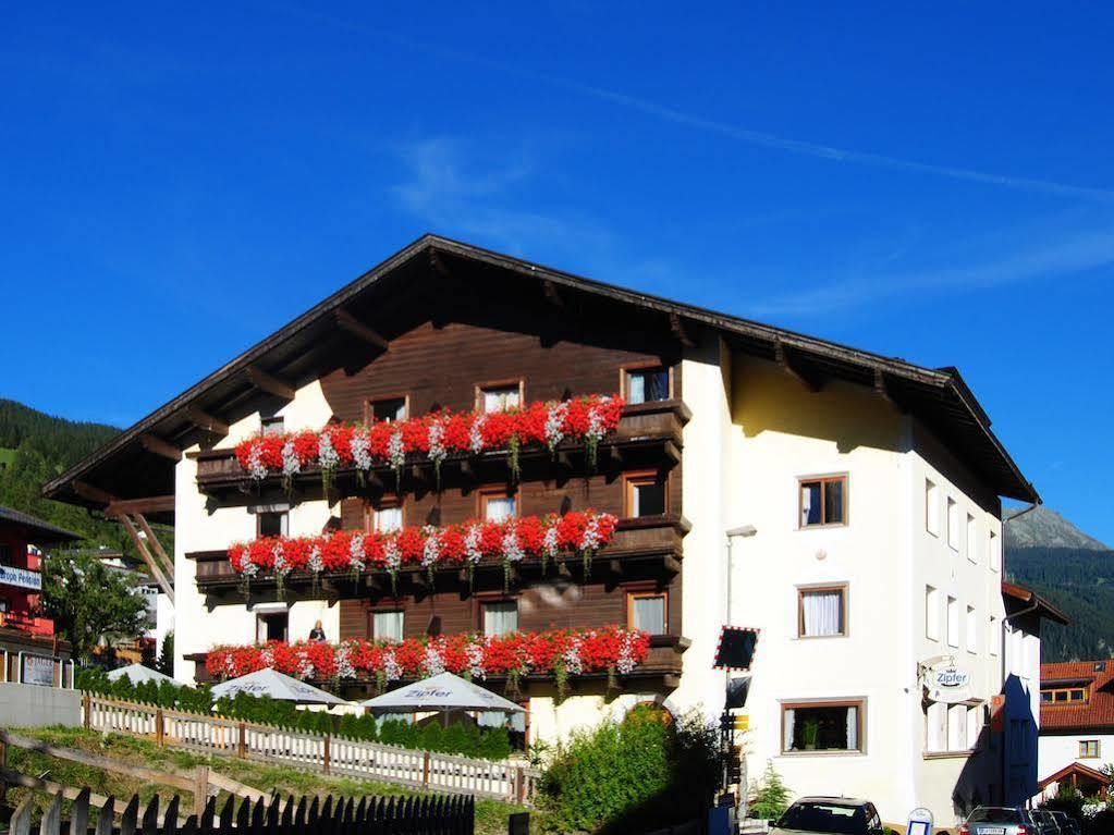 Hotel Traube Флис Экстерьер фото